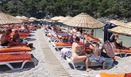 Fethiye’nin gözde plajına bayramda 18 bin 870 ziyaretçi