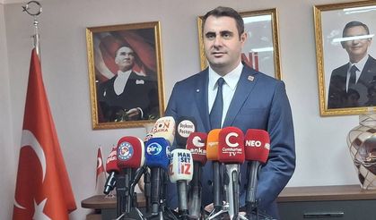 İzmir'de CHP'li 30 ilçe örgütü YENİ Parti saflarına katılıyor