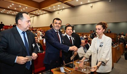 Manisa ve Denizli Büyükşehir Başkanları YENİ Parti'ye katıldı