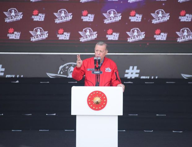 Cumhurbaşkanı Erdoğan: “İzmir'de fetret devri yaşanıyor”