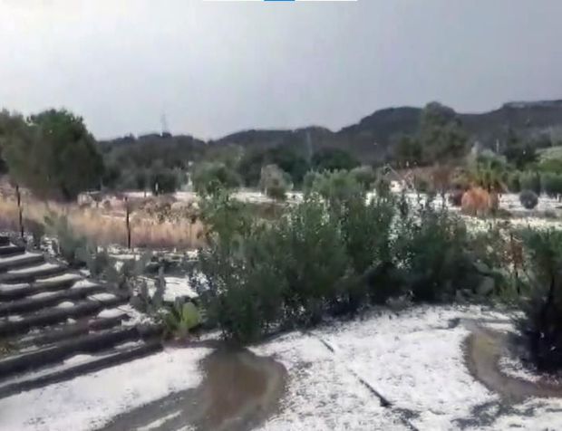 Tatil cenneti Datça beyaza büründü