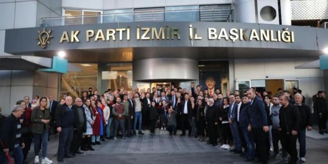 AK Parti İzmir'e 4 yılda 237 bin üye katıldı