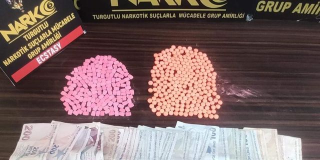 Turgutlu’da bir eve uyuşturucu baskını: 1 tutuklama