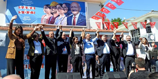 CHP Çeşme'de adaylarını tanıttı