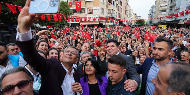 Buca’da miting gibi buluşma
