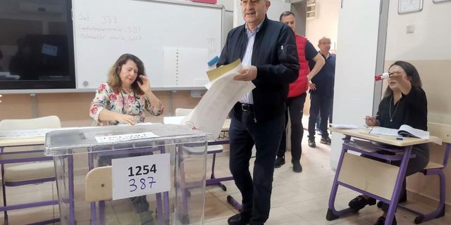  İzmir'de oy kullanmayan seçmen sayısında artış