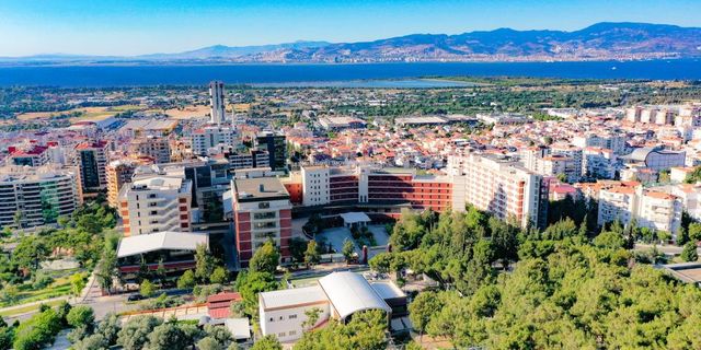 İzmir Ekonomi ‘dünya listesine’ girdi