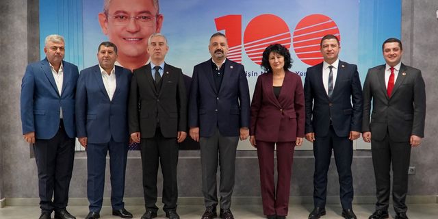 CHP İzmir'de başkan adayları toplantısı