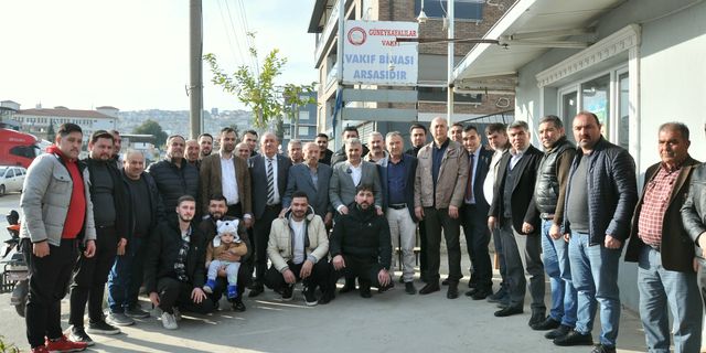 Karabağlar'da AK Parti Adayı Tunç birlikte yönetme sözü verdi
