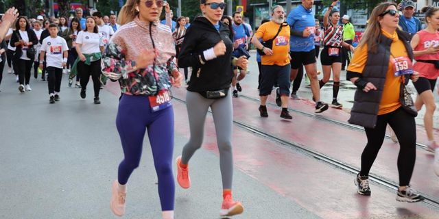 Maraton İzmir'de 5. kez kıyasıya mücadele başladı