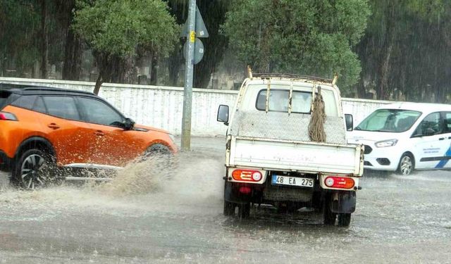 Meteoroloji'den Muğla için kuvvetli yağış uyarısı