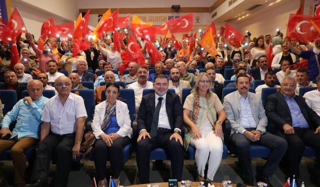 AK Parti'nin 23. kuruluş yıl dönümü İzmir'de kutlandı