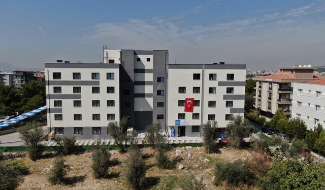 İhlas Vakfı'ndan İzmir'e dört dörtlük yeni yurt