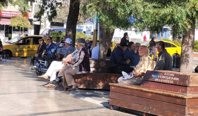 Aydın, Ekim ayında yazdan kalma günlerini yaşıyor