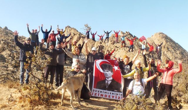 10 Kasım'da Atatürk'ü zirvede andılar