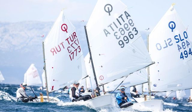 Çeşme'de, yelkende kıyasıya rekabet