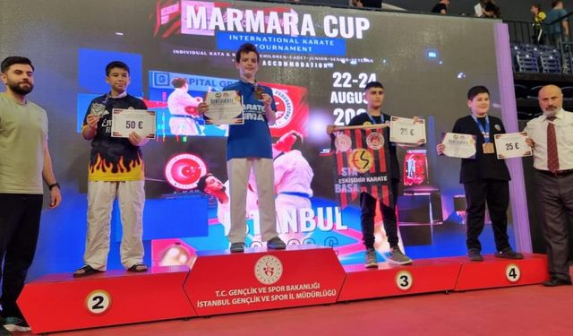 İzmirli Ege Erpınar'dan uluslararası başarı