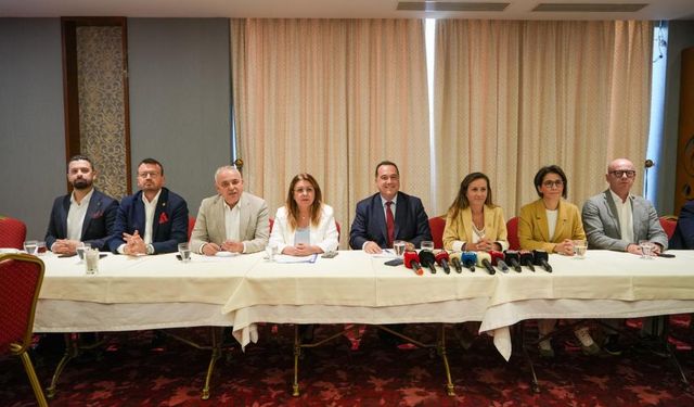 CHP’li vekillerden Manisa çıkarması