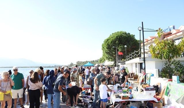 Köyceğiz ikinci el pazarında yoğunluk yaşandı