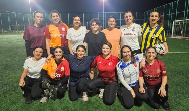 Didim'de anneler sahaya indi