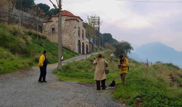 İzmirlİ fotoğrafçılar Manisa'ya hayran kaldı