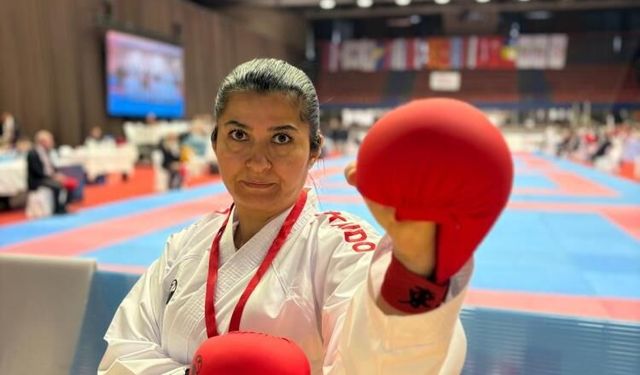 Alaşehir Belediyesporlu İlknur Yalçın Balkan Şampiyonu oldu