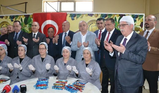 10 ton mesir için dualar okundu