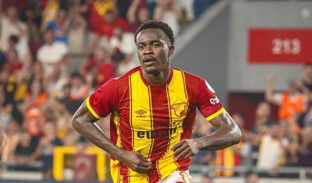 Coventry City, Anthony Dennis’e talip oldu