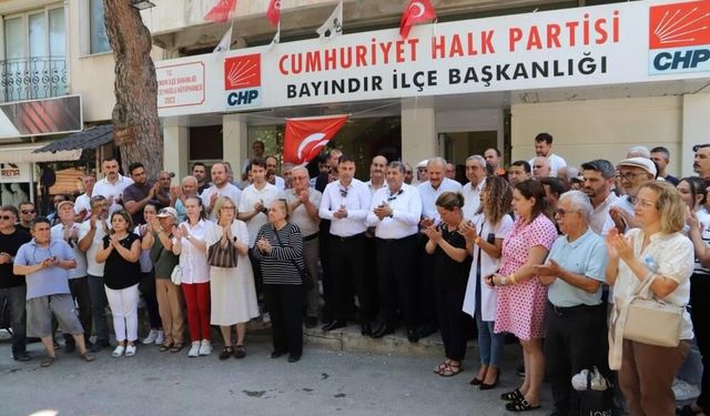 Bayındır'da CHP'den toplu istifa