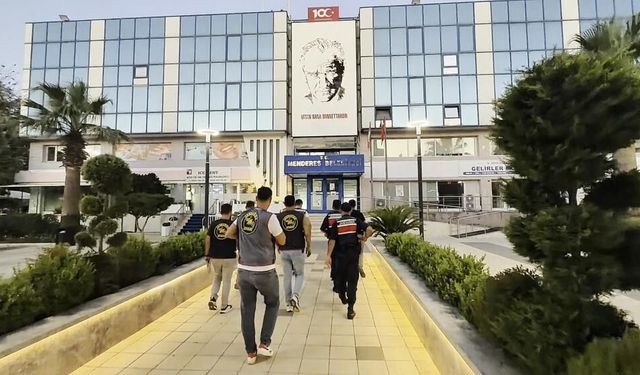 Menderes Belediye Başkan Yardımcısı Rüzgar Sönmez gözaltında