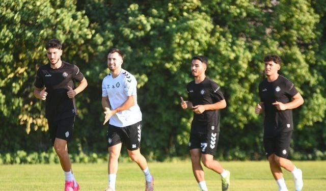 Altay, eksiklerle çalışmalarını sürdürüyor