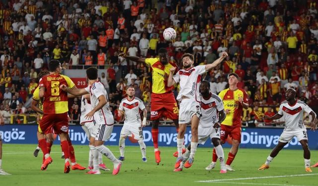 Trendyol Süper Lig: Göztepe: 2 - Gaziantep FK: 4