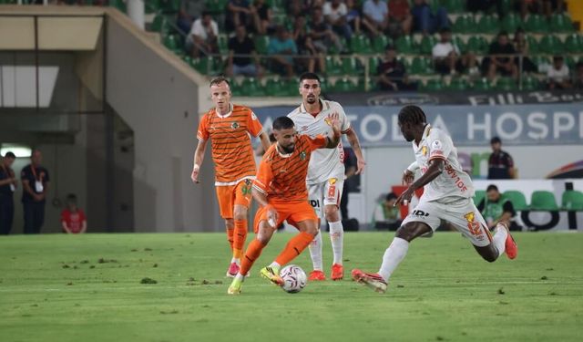 Süper Lig’de galibiyeti bulunmayan Göztepe, son sıradan kurtulamadı