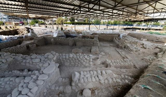İzmir'in Troya'sı: Yassıtepe'den zenginliğin izleri çıktı