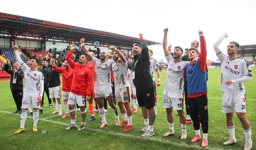 Karşıyaka liderlik koltuğuna oturdu