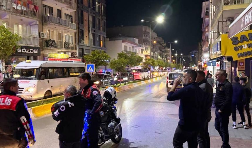Kuşadası'nda iki grup arasında sopalı kavga