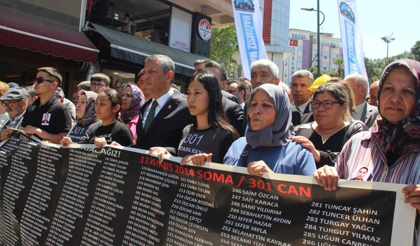 CHP Genel Başkanı Özel, Soma'daki anma programına katıldı