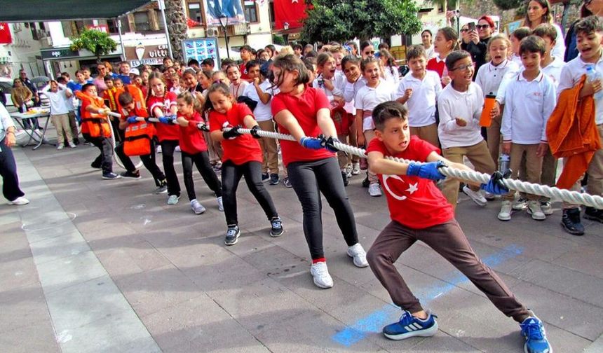 Çeşme’de Kültür Yolu Festivali coşkusu devam ediyor