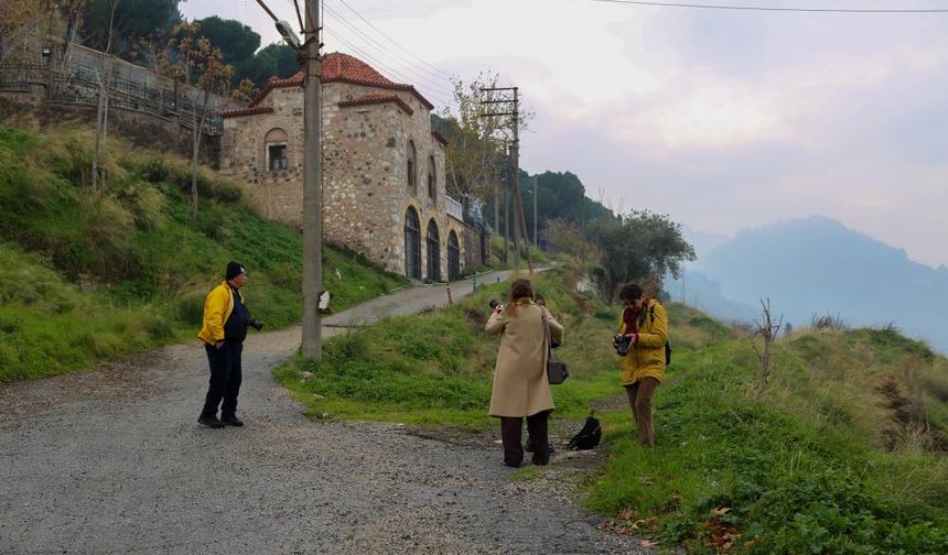 İzmirlİ fotoğrafçılar Manisa'ya hayran kaldı