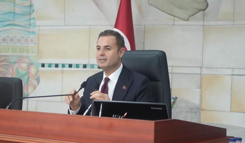 CHP'li Akın'dan "AK Parti'ye geçiyor" iddialarına cevap