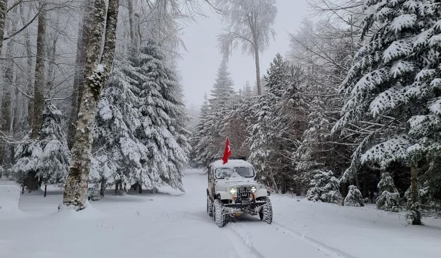 Kazdağları beyaz örtüsüne büründü