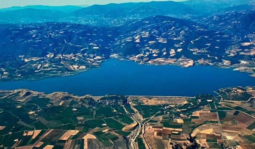 Manisa'da 10 yıl sonra dolan barajlar üreticiye umut oldu