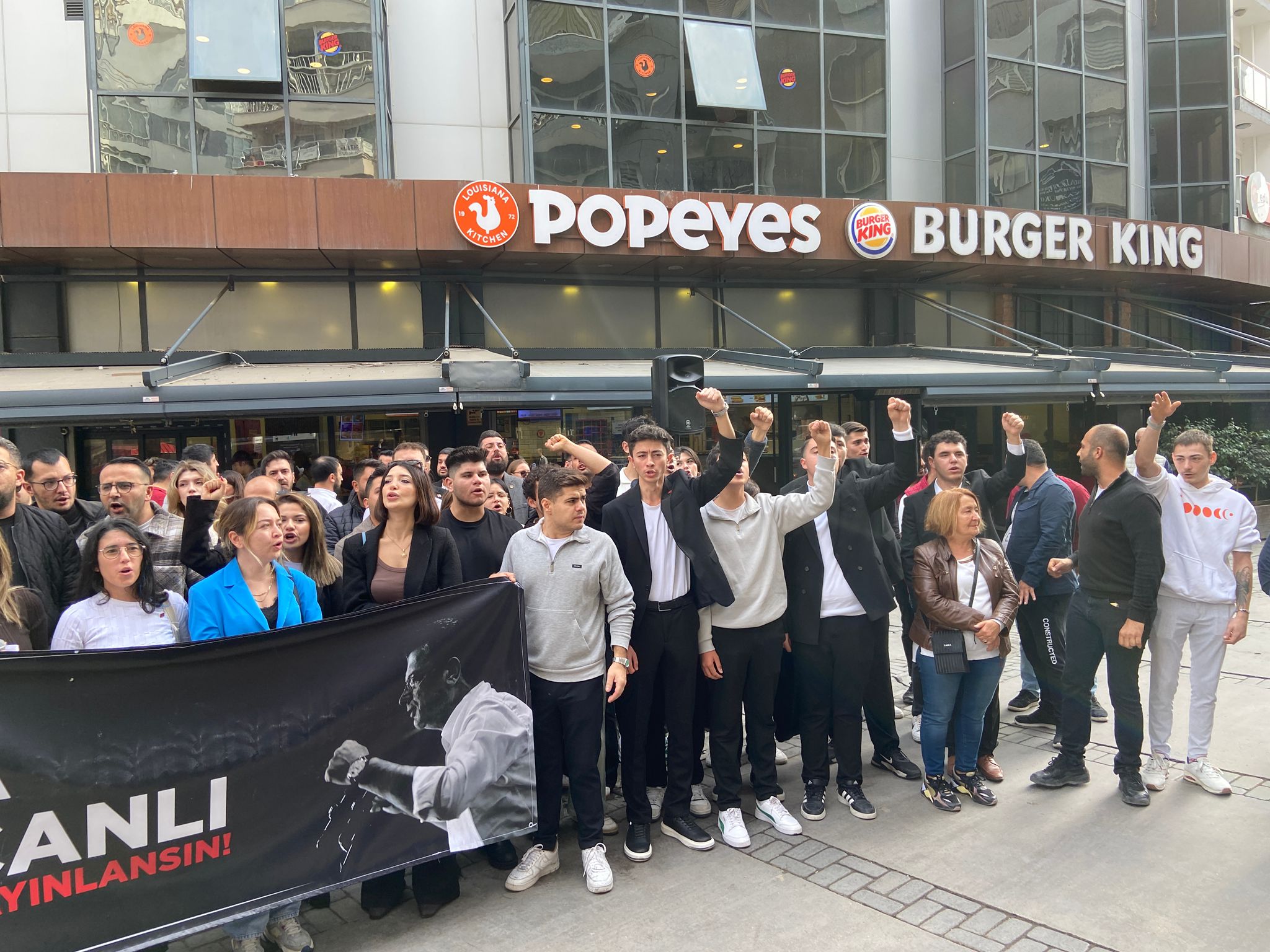 P H O T O 2025 11 23 13 32 43 5