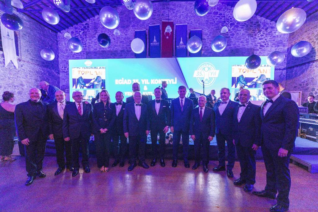 3E1E221F 10Fa A1A3 109D A18F8B5F3Eca