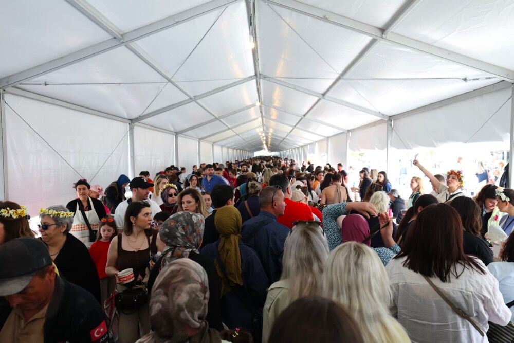 Alaçatı Ot Festivali’nde Yoğun Cumartesi Söyleşiler, Gastronomi Ve Büyük Ilgiphoto 2026 04 25 12 58 44