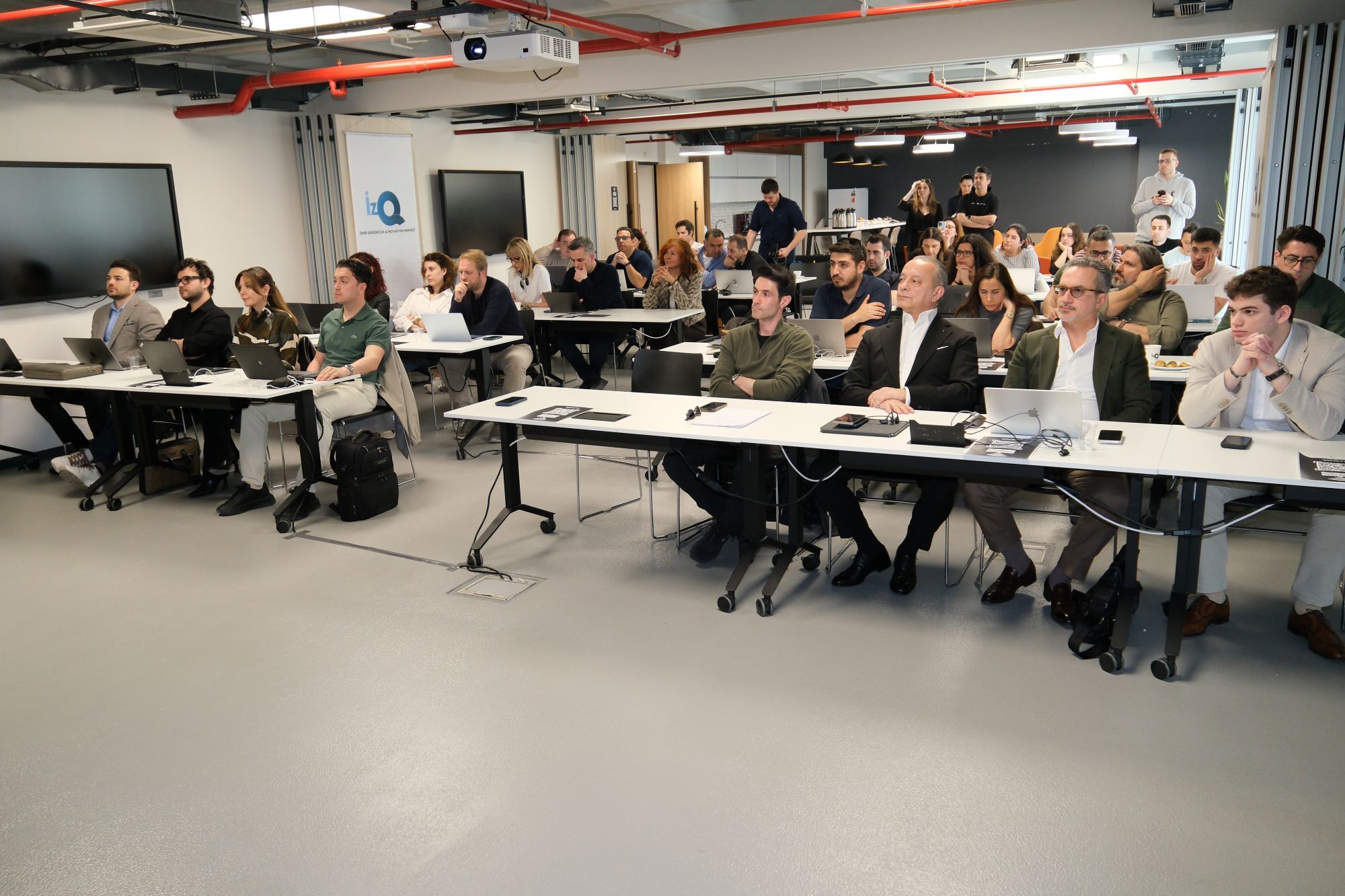 D S C F7040 111501092