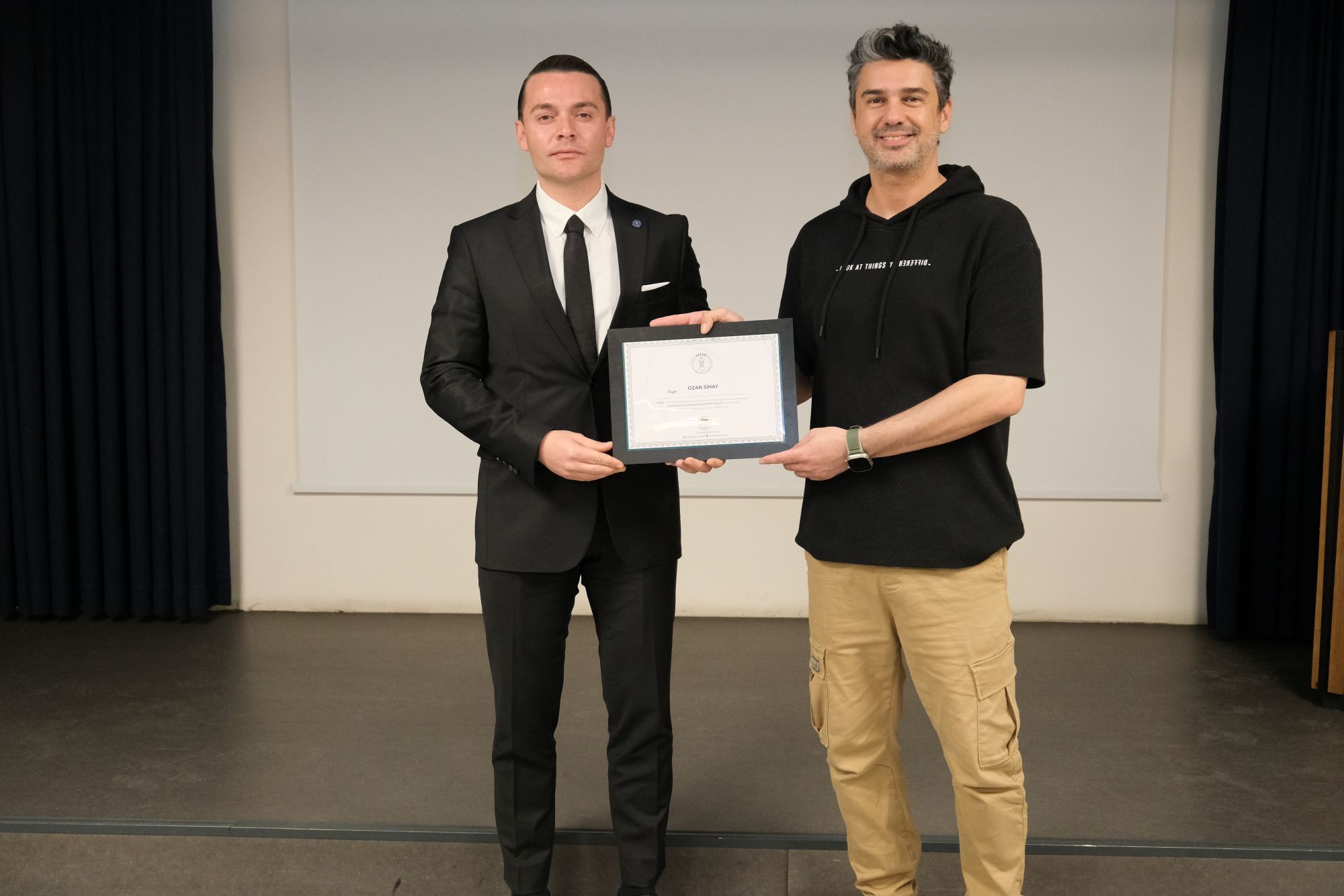 D S C F7211 111503409