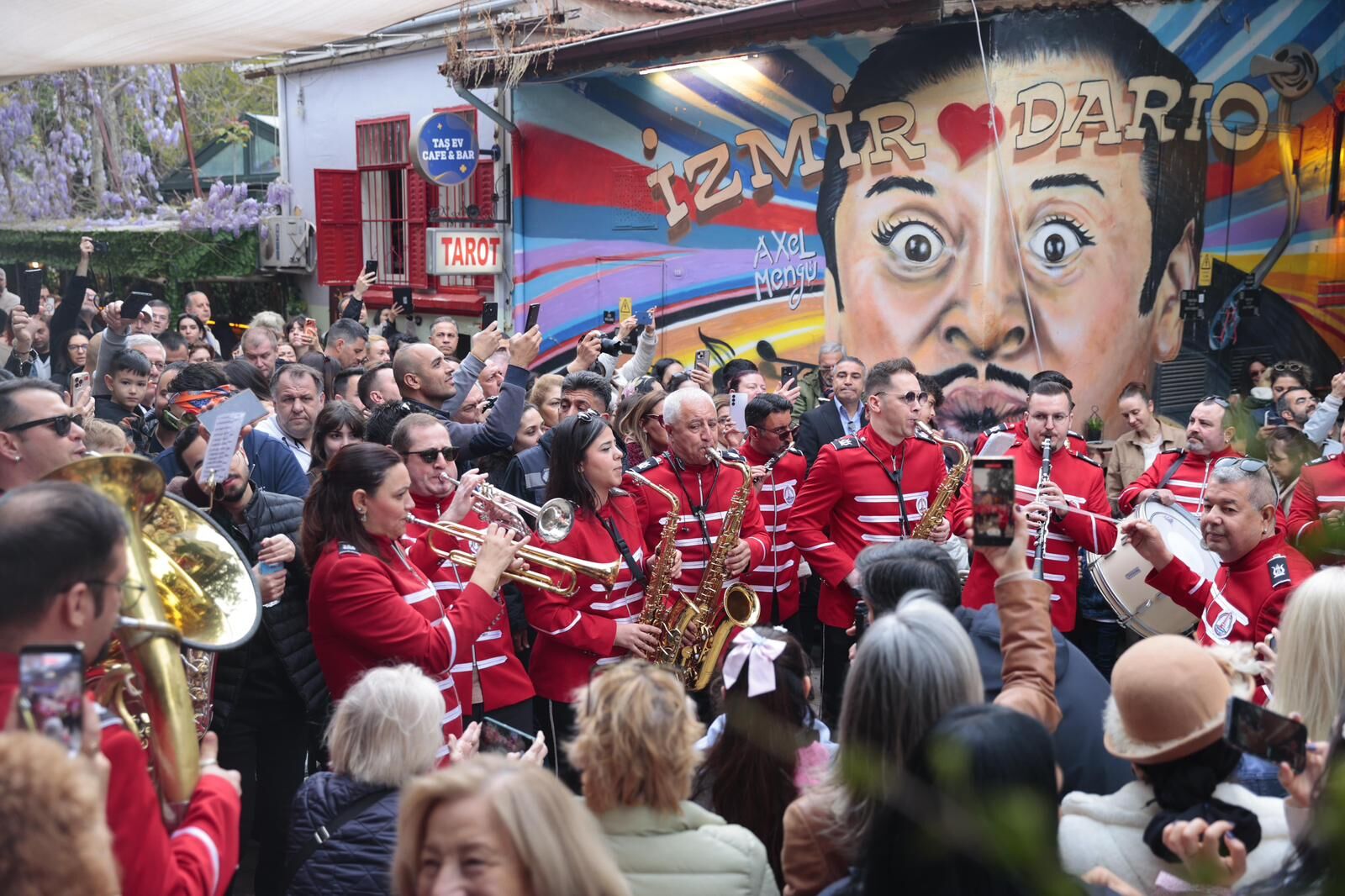 Konak’tan Dario Moreno Için Unutulmaz Şenlik İzmirliler Akın Etti (8)